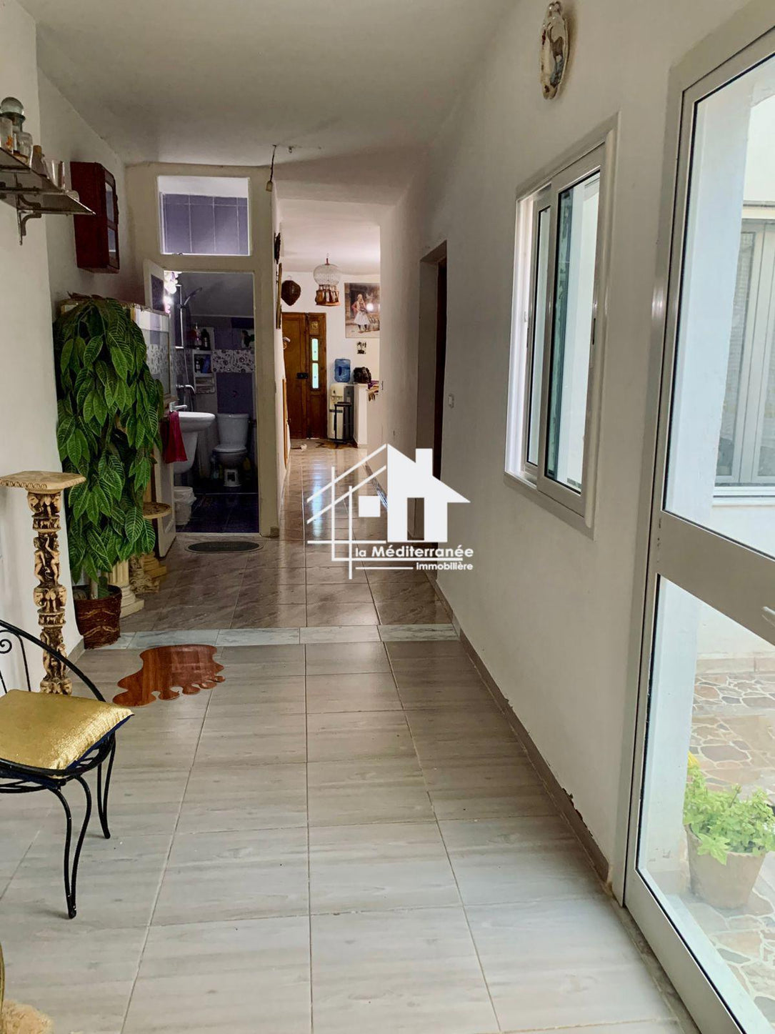 A vendre duplex S+4 à bayrem  etounsi
