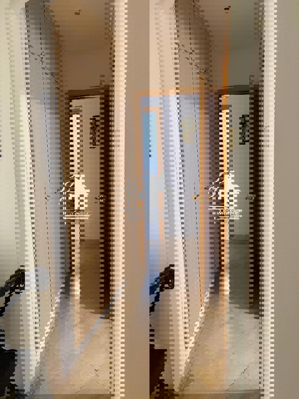 A louer s+2 vide à Gammarth