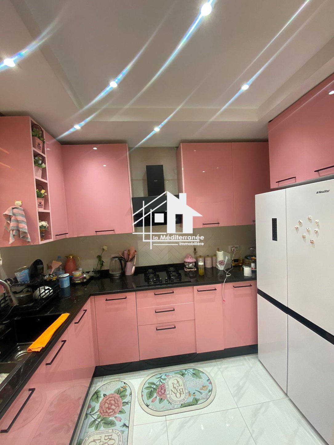 A vendre appartement S+3 hst au bardo 2