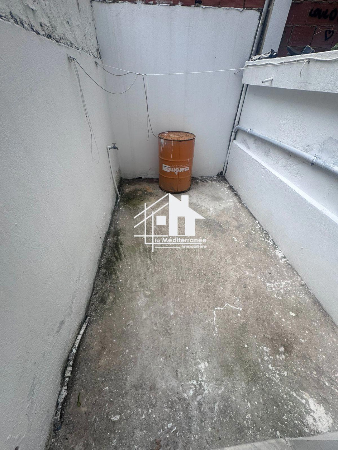 un studio s+1 au rdc a louer situé à rue bayrouth