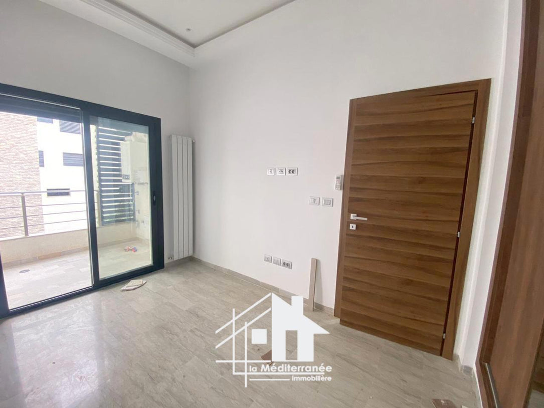 A vendre appartement S+1 à Ain Zaghouan Nord