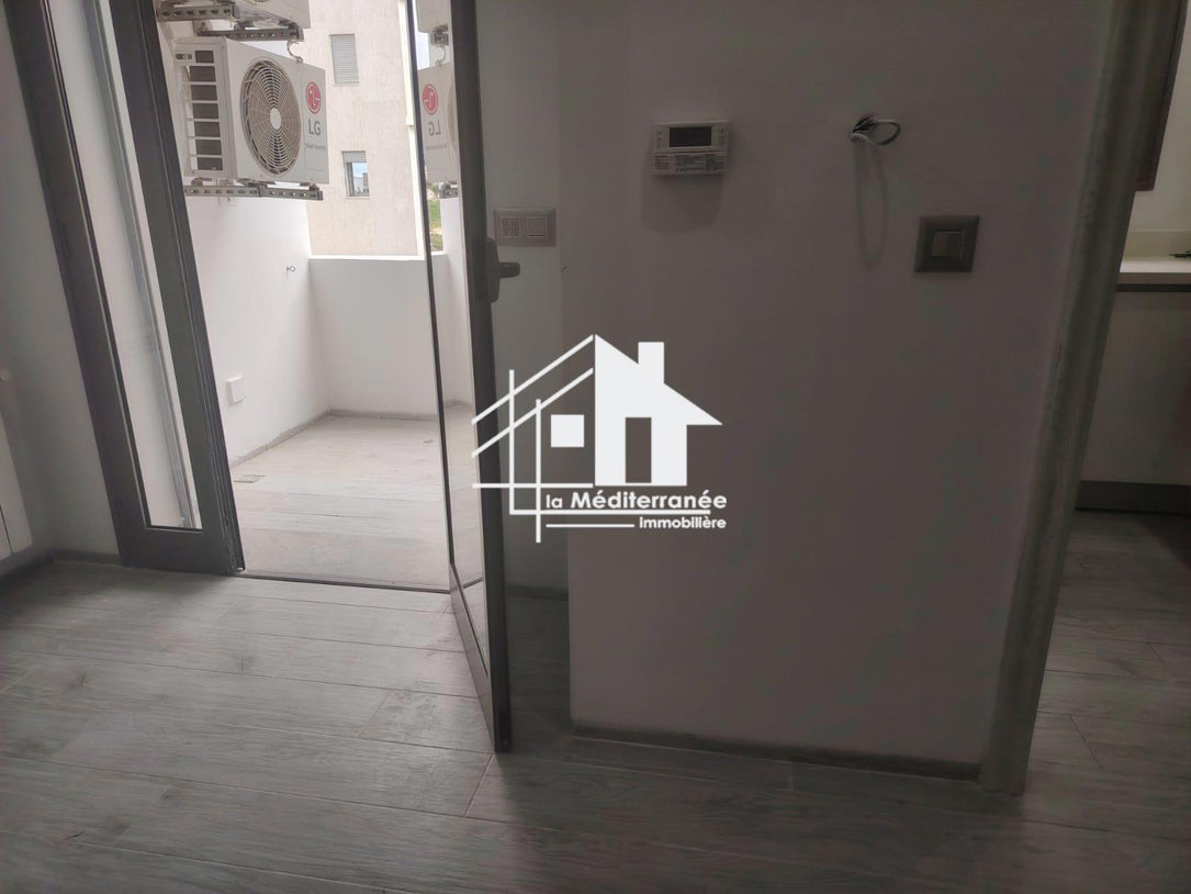 A louer un appartement s+1 manzah 9 c