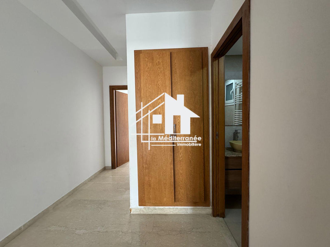 Appartement S+3 à jardins de carthage