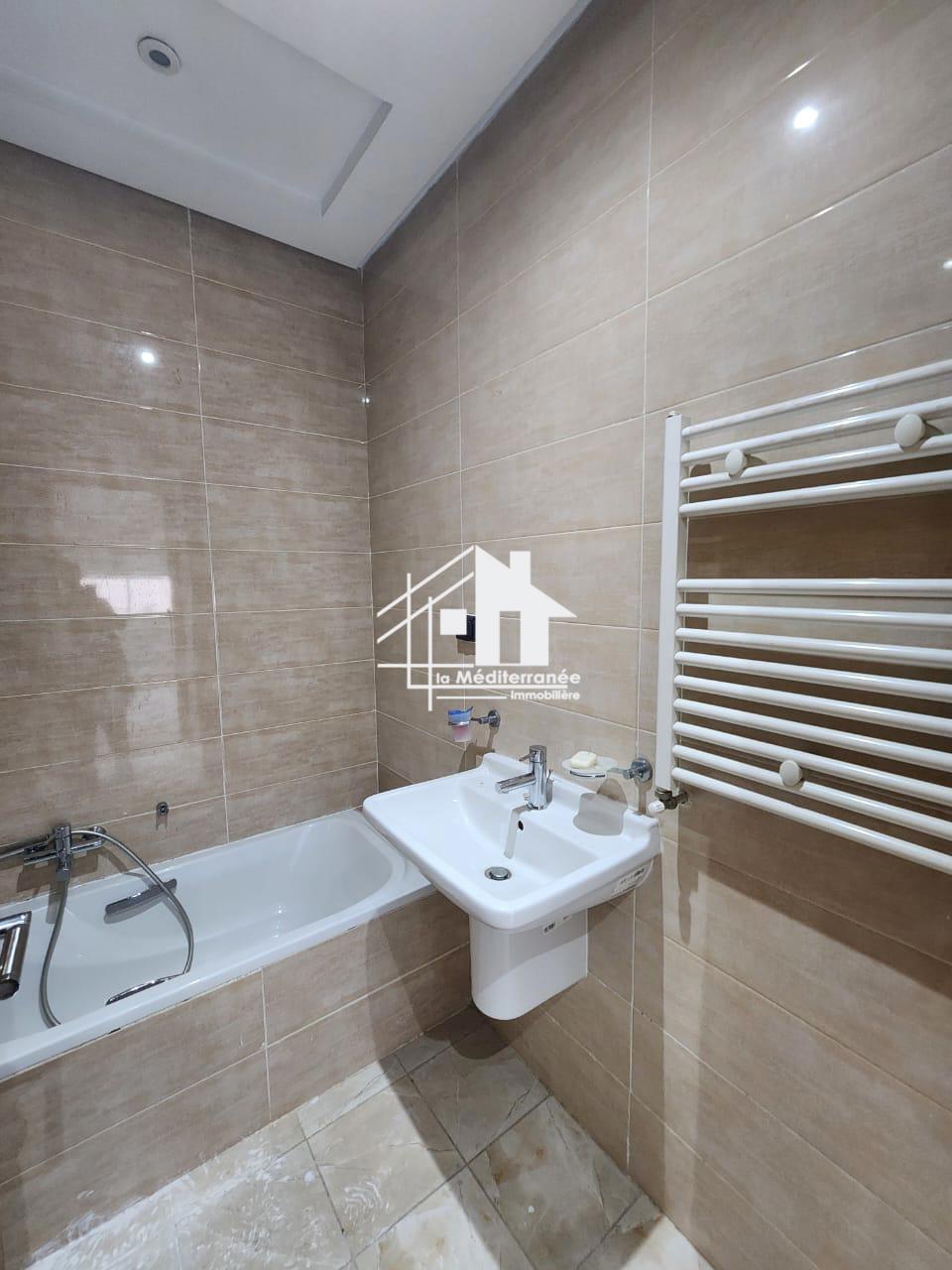 A louer S+1 usage habitation ou bureautique