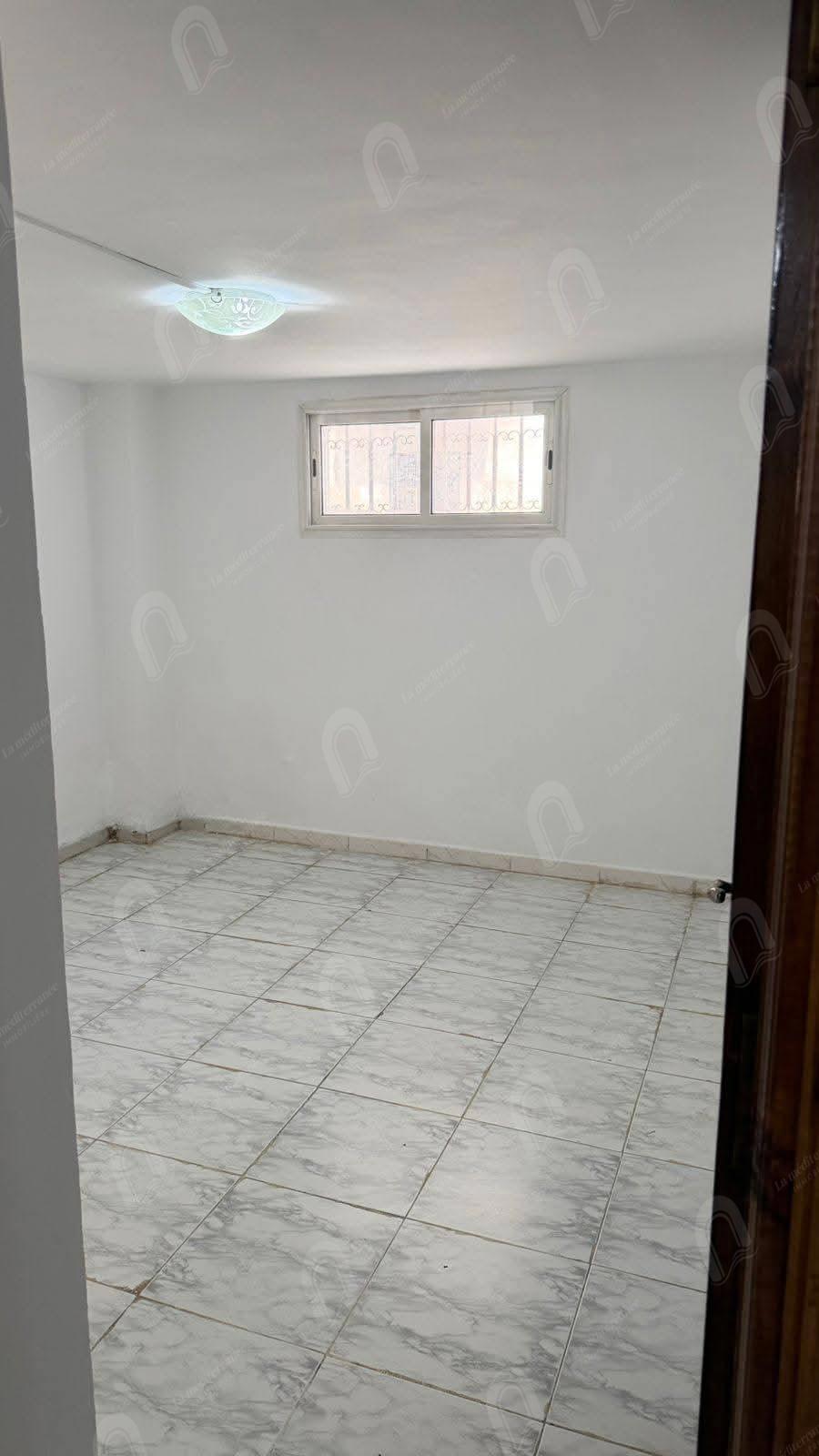 A louer appartement S+2 au centre ville Tunis