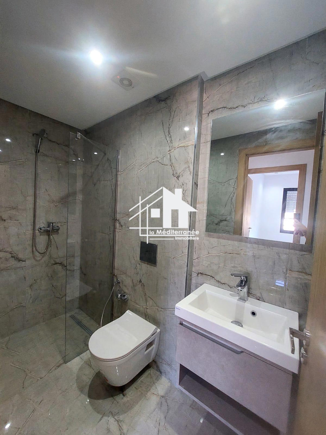 A louer S2 jamais habité à la soukra