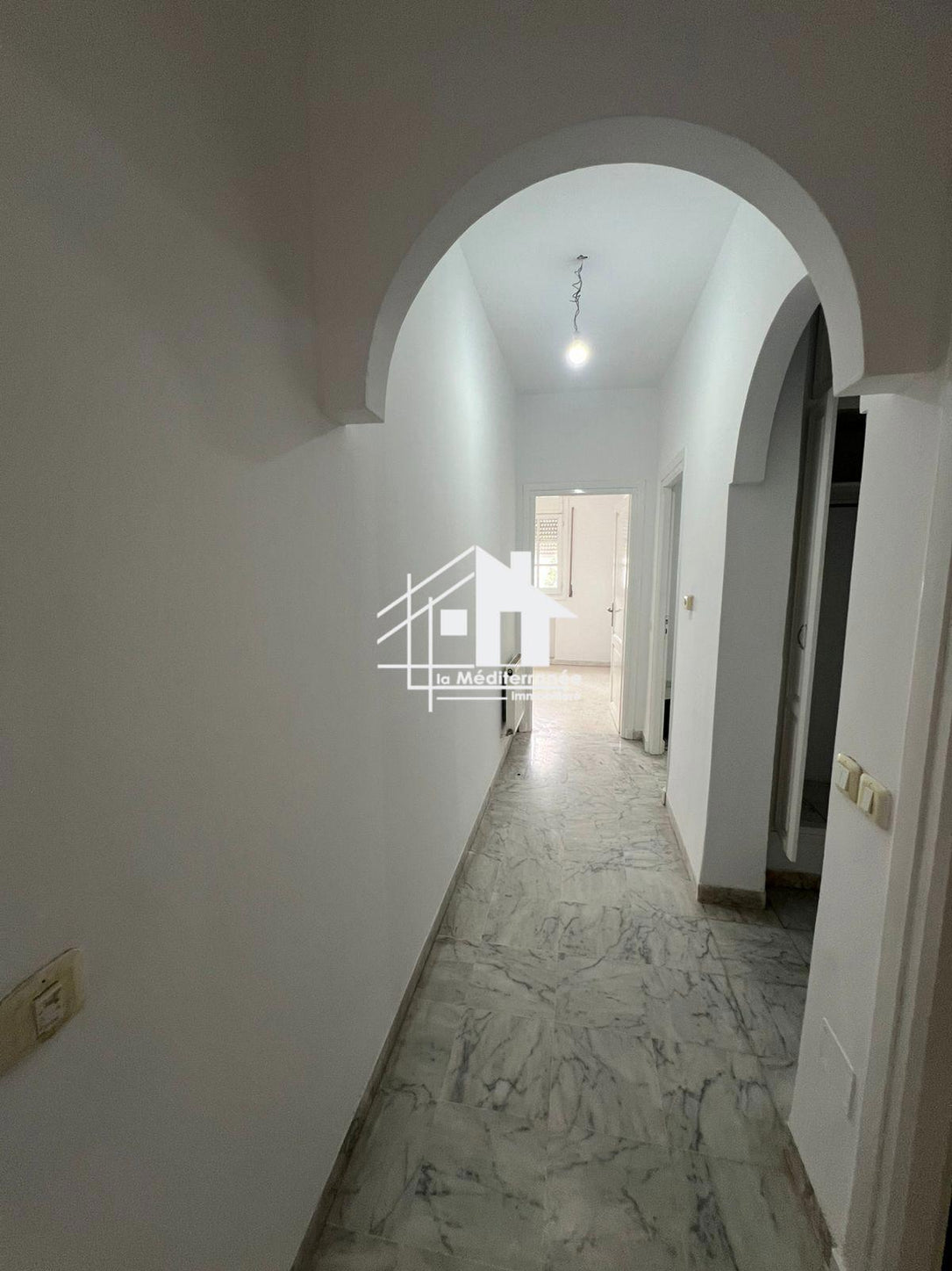 A louer S2 à résidence Eyles