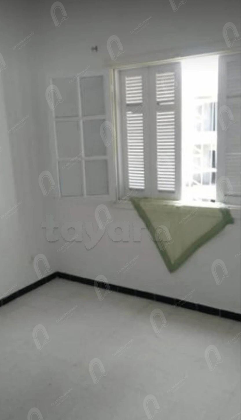 A louer un appartement S+2 au bardo
