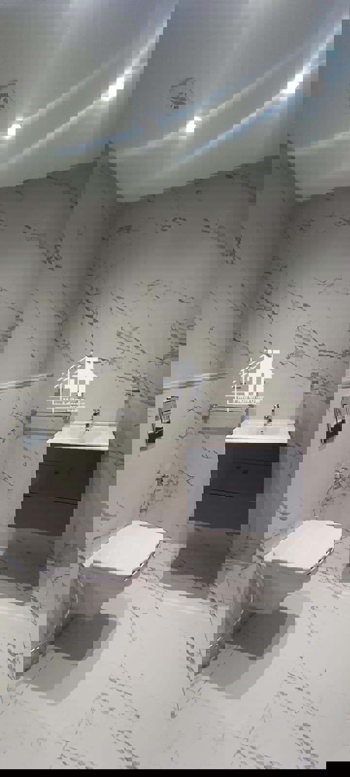 A louer un s+3 neuf avec jardin à chotrana1