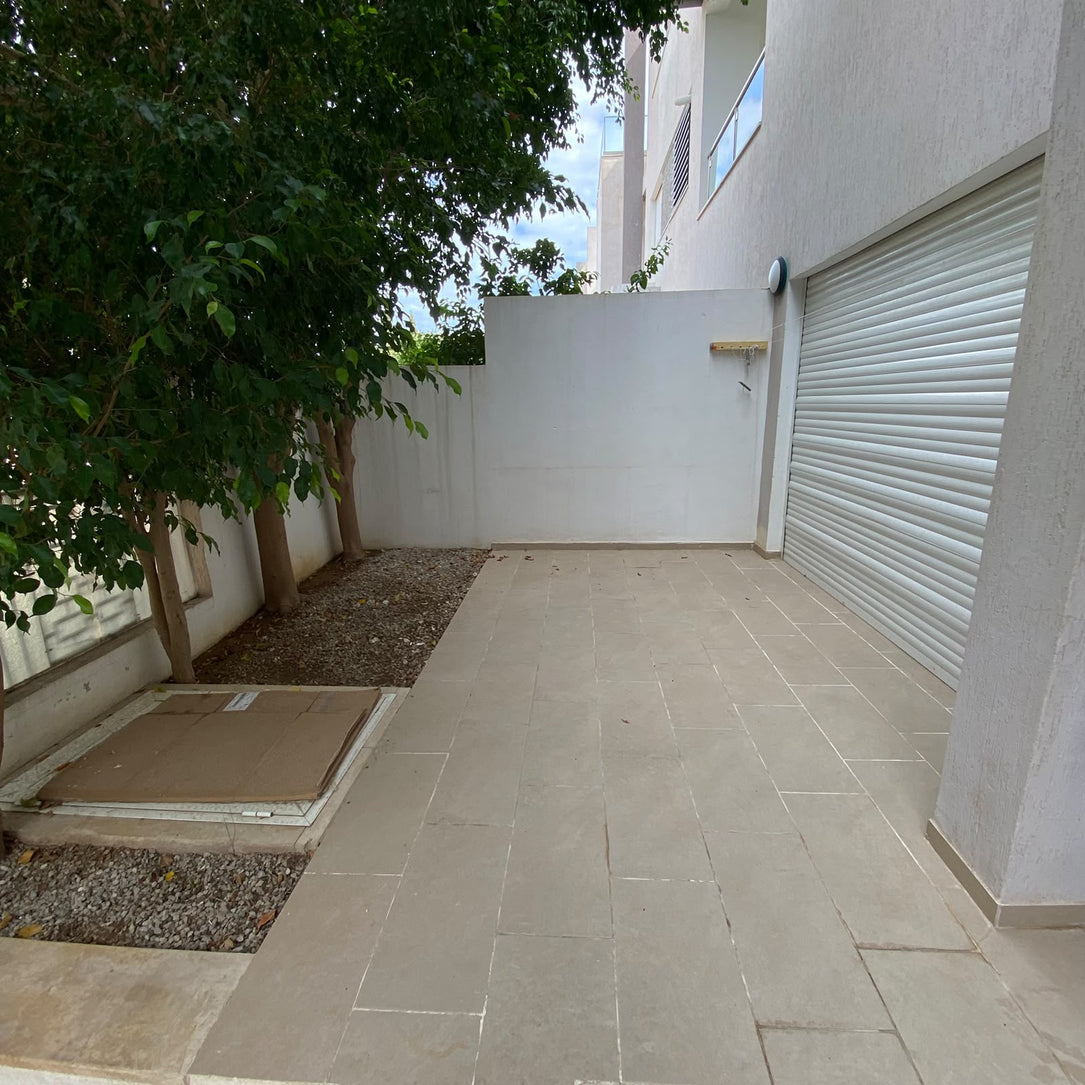Duplex avec piscine s+3 chotrana 1 3000 DT