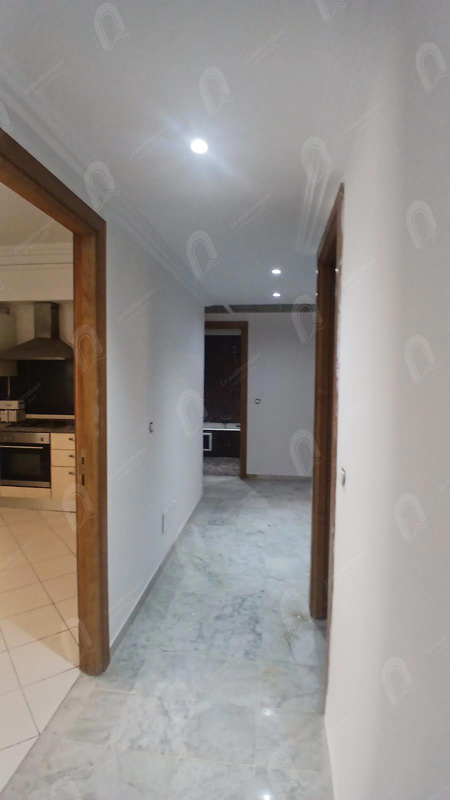 Appartement S+3 aux berges du lac 2