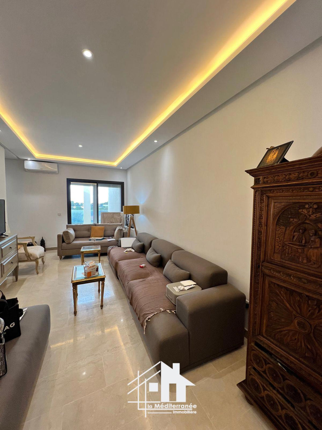 A vendre appartement s+2 d'exception à la soukra