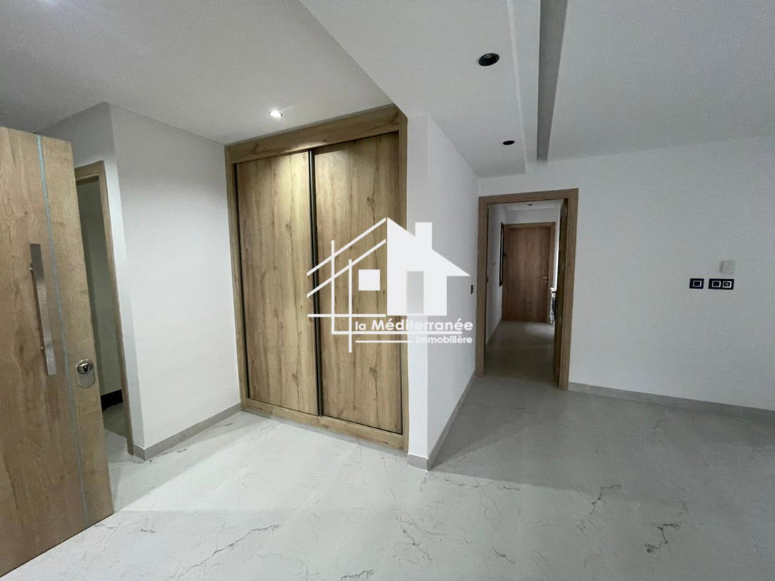 A vendre s+2 a menzeh 9C