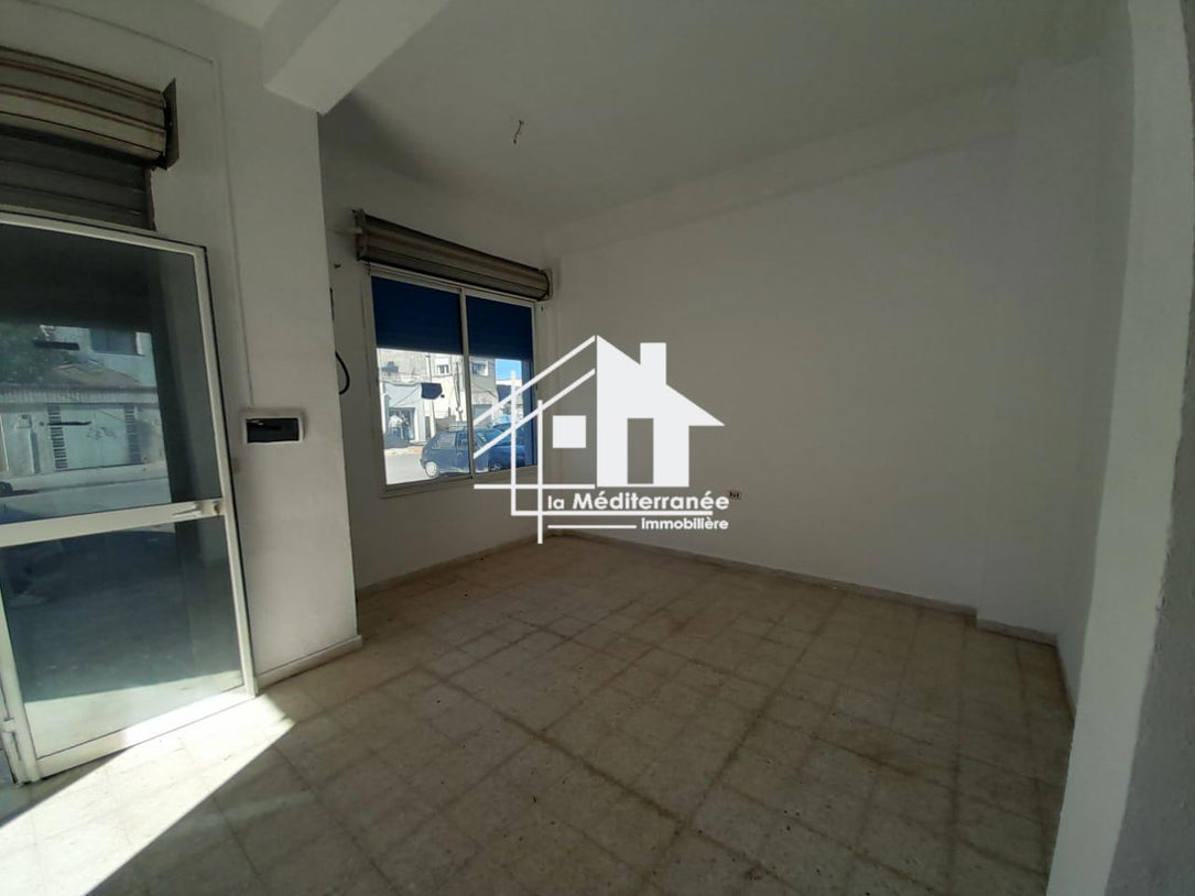 A louer un local commercial a boumhal