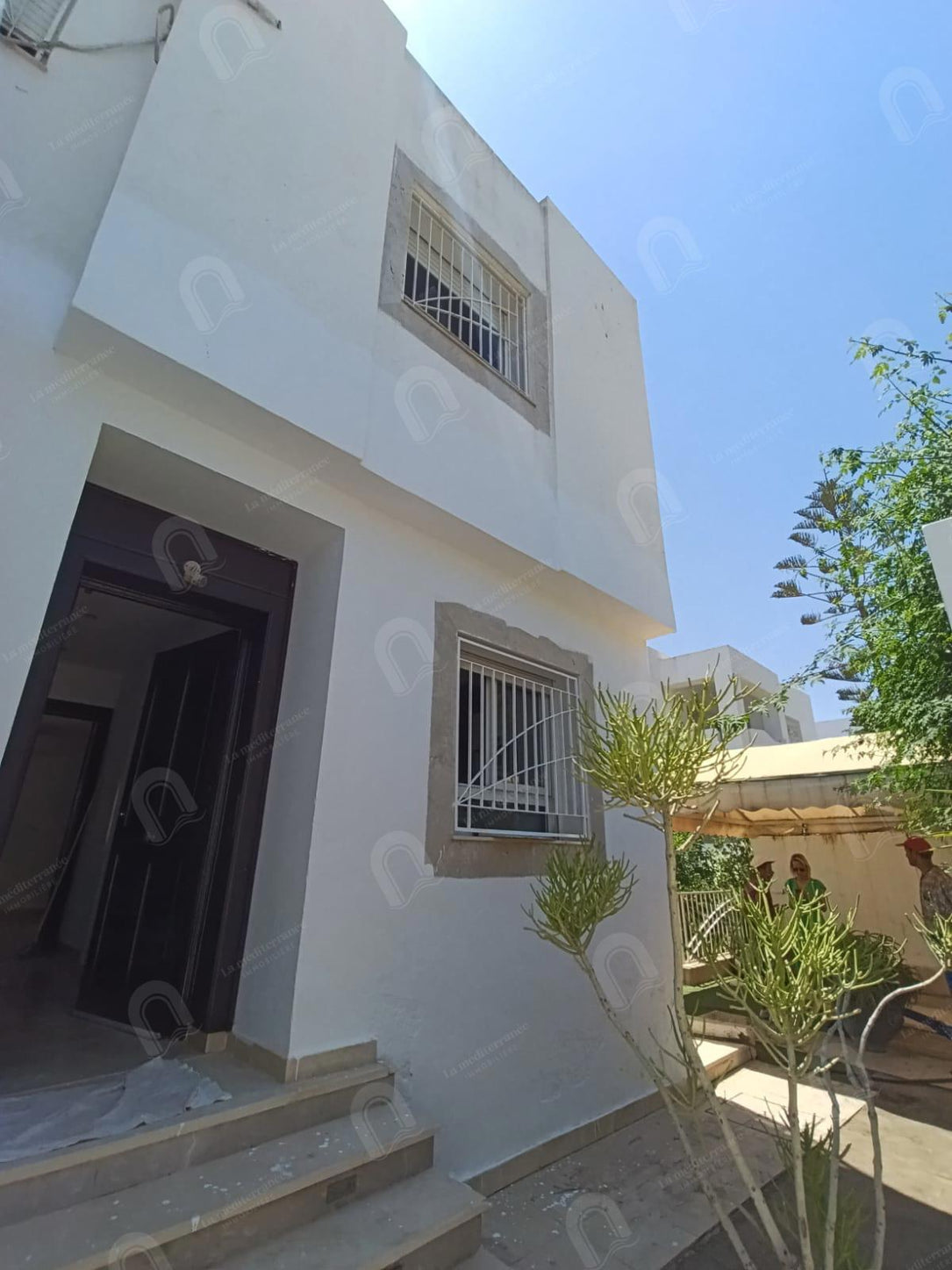 à louer un Triplex s+3 aux jardins d'el menzah 1