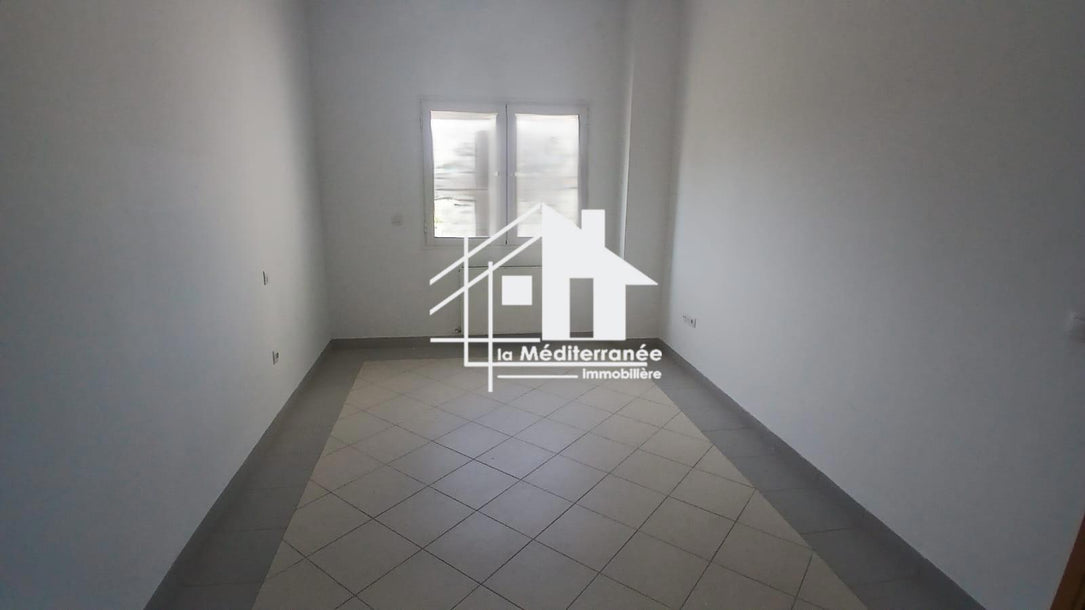 A louer un appartement S+2 aux jardin de carthage