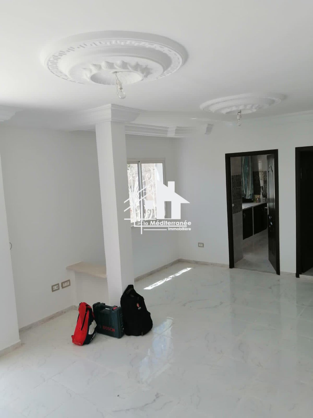 A louer un étage de villa S+2 au bardo rue de beyrouth