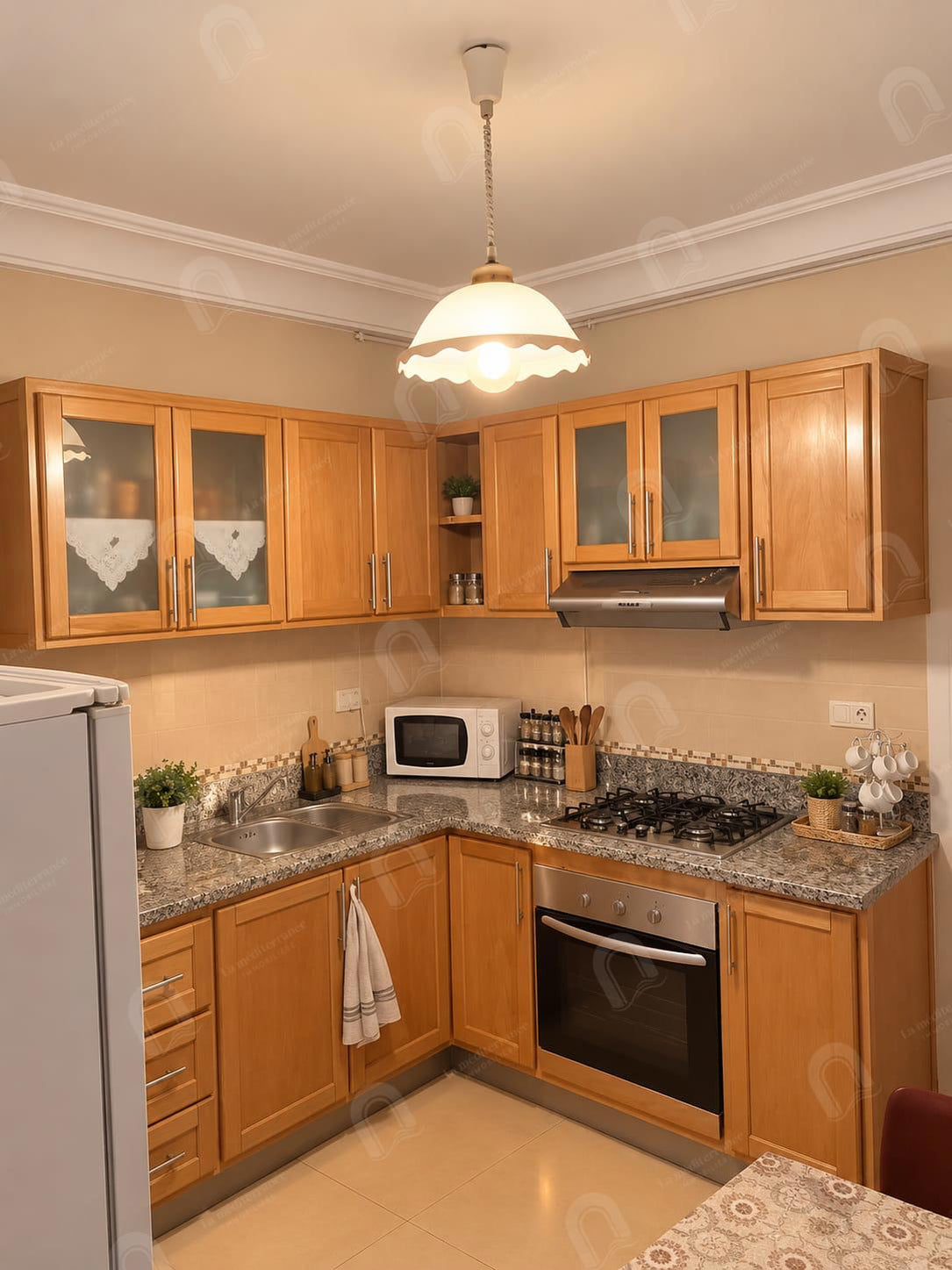A louer un appartement S+3 à bouchoucha