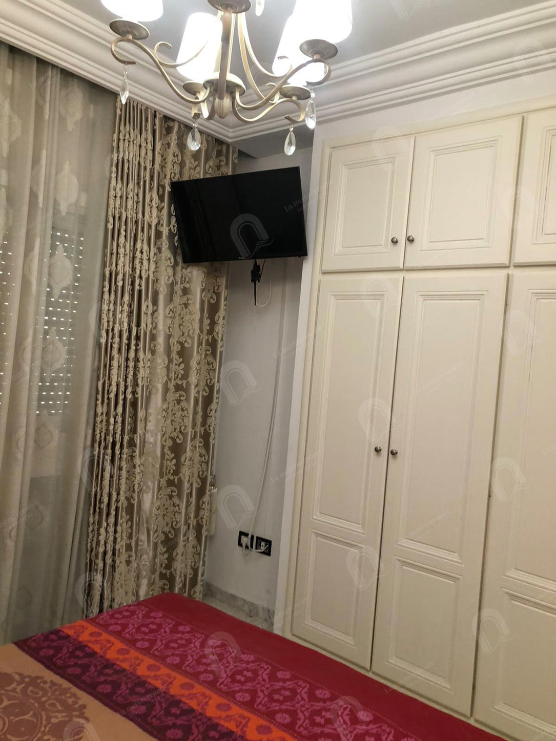 A louer un appartement meublé  s+3 à Menzah 7 biz