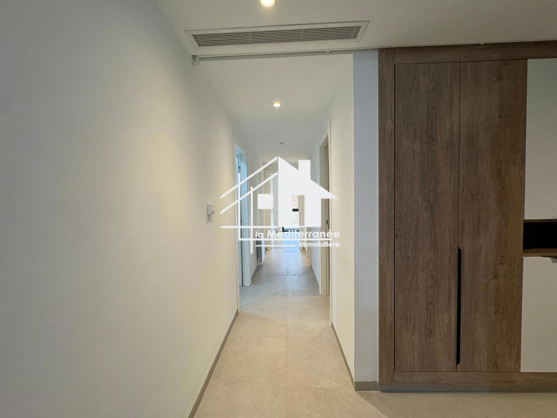 Un Appartement S+2 à Ain Zaghouan Nord