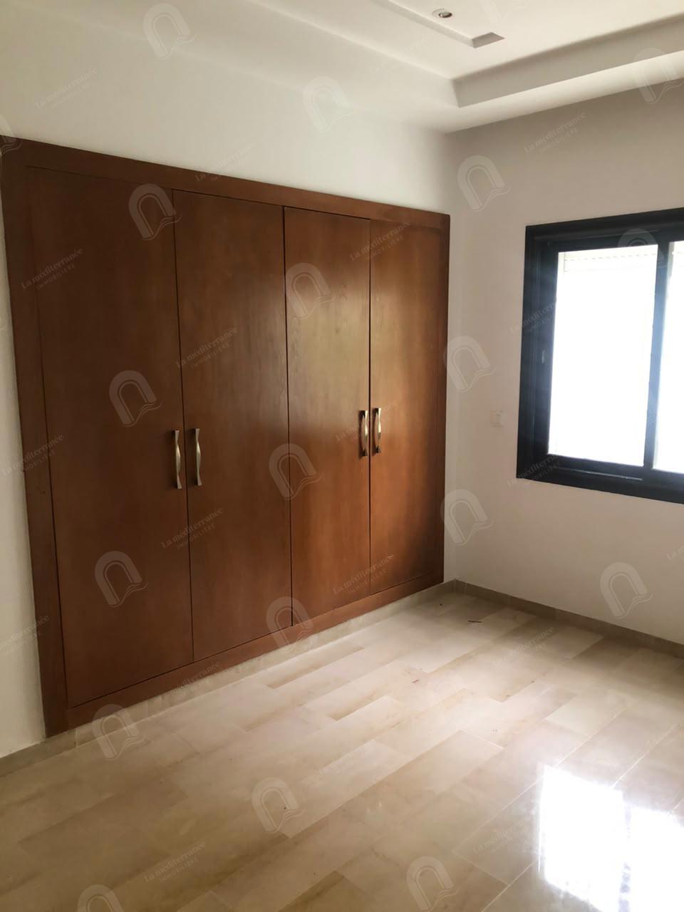 A louer un appartement s+1 à cité ennser 2
