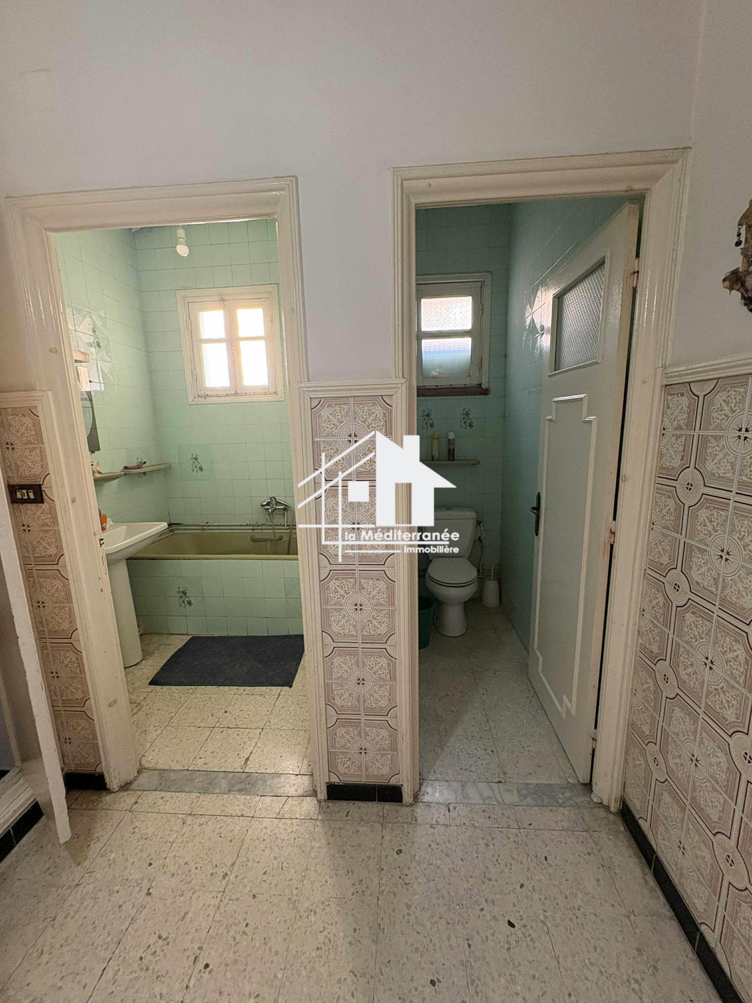 A louer étage de villa s3 meublé à Beb Saadoun