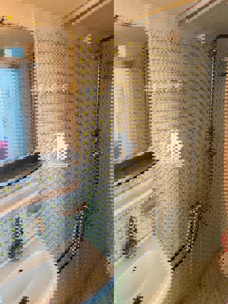 A louer étage de villa S+1 meublé au Bardo