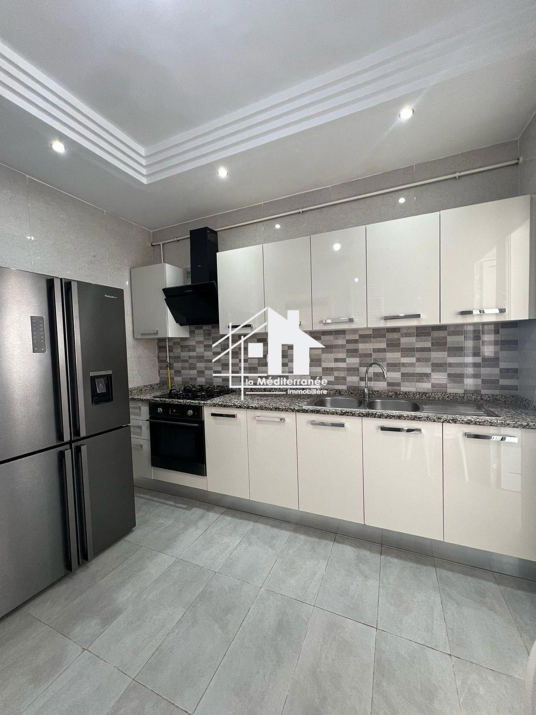 A vendre appartement s3 hst à Manouba