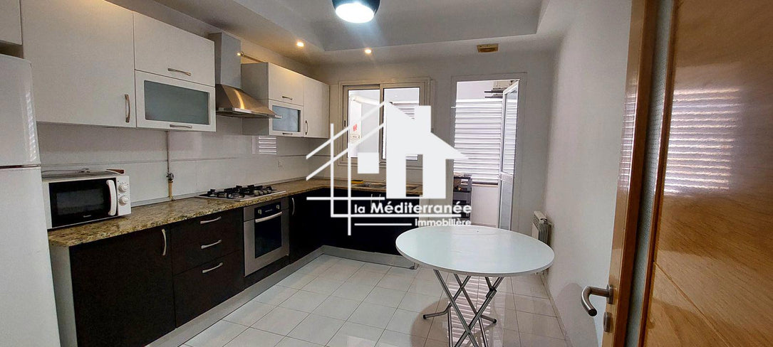 A louer un appartement S+2 derrière carrefour La Marsa