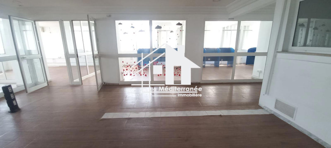 A louer  bureau H+6 au centre ville, tunis