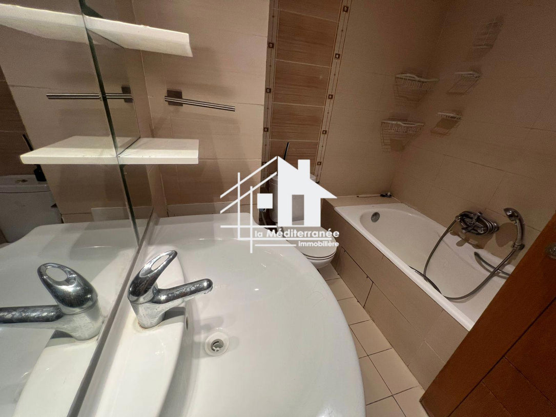 Appartement S+2 derrière carrefour  Marsa