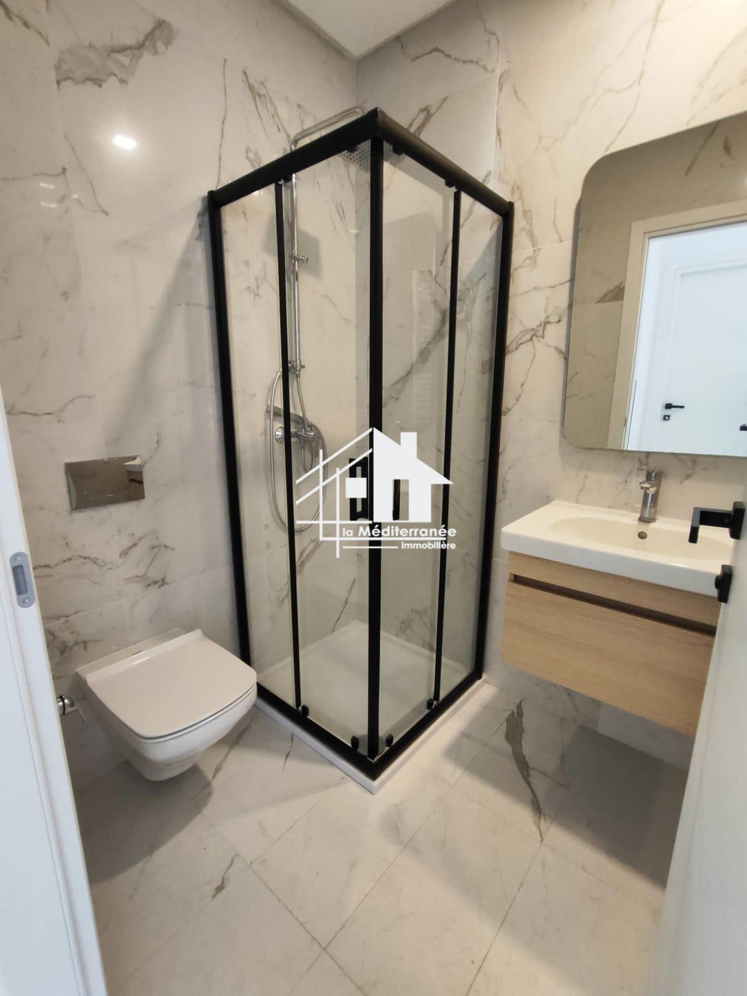 A vendre un s+1 de 68m² a chotrana 1