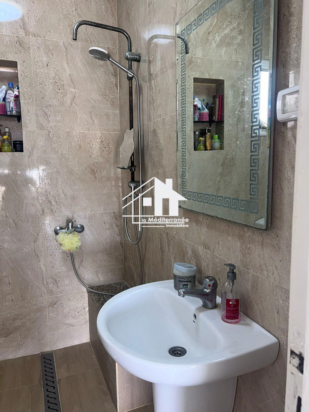À vendre Appartement S+3 à manouba