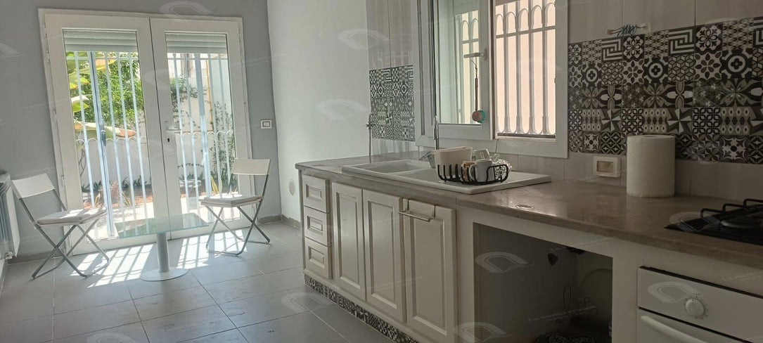 Villa a louer a la soukra chotrana 3 s+3 3500