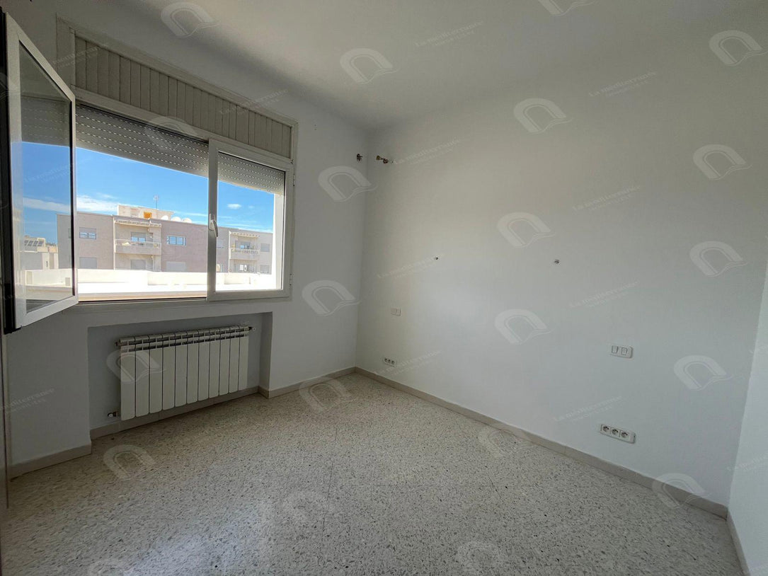 A louer s+2 à Ain Zaghouan Nord