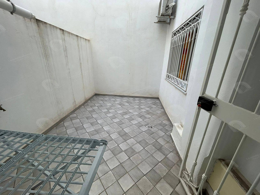 A louer s+2 meublé avec jardin à La Marsa ville