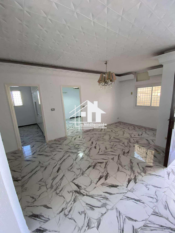 A louer un étage de villa s+3 à Ezzahra ville