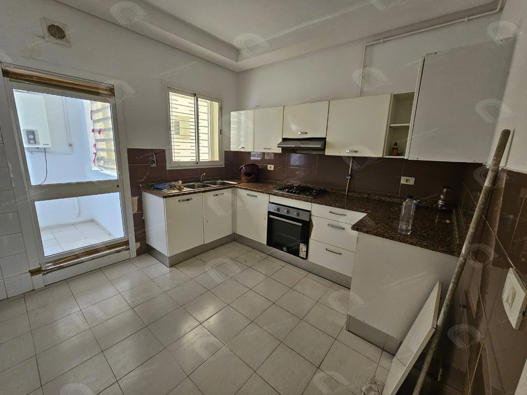 à louer un appartement s+3 à jardins d'el menzah 2