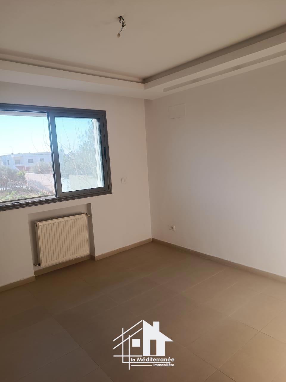 A louer appartement S+2 à la Soukra