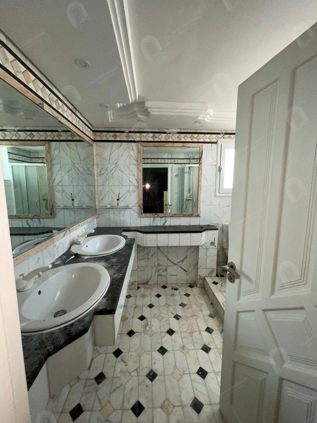 a louer villa a menzeh 1