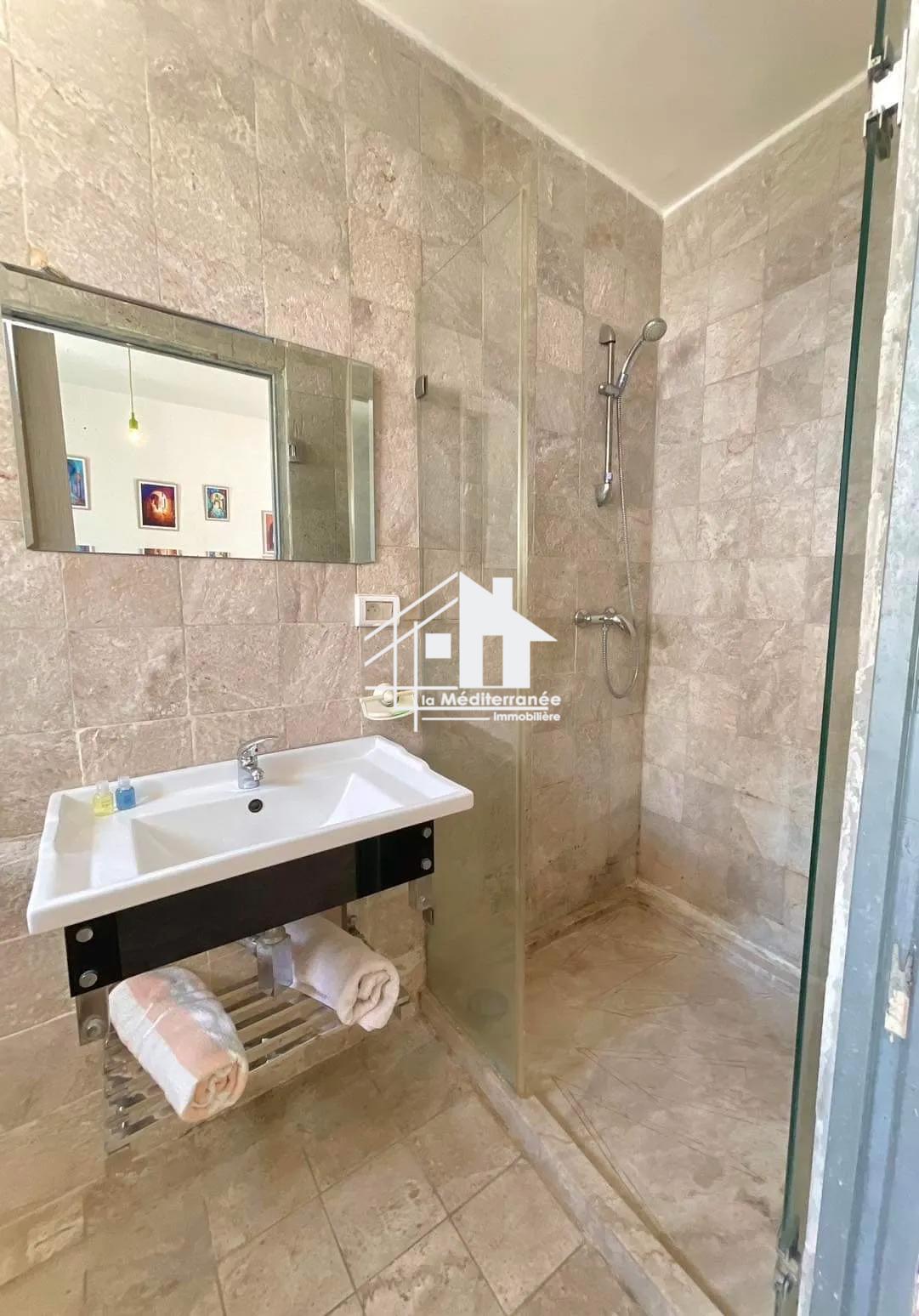 A louer Etage de villa S+1