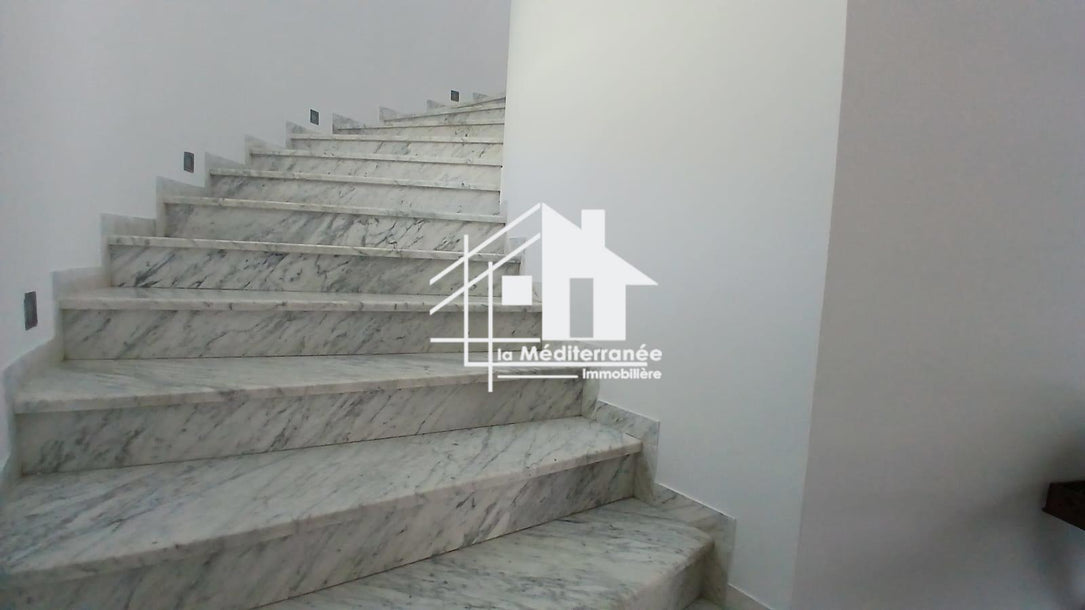 villa haut standing a louer