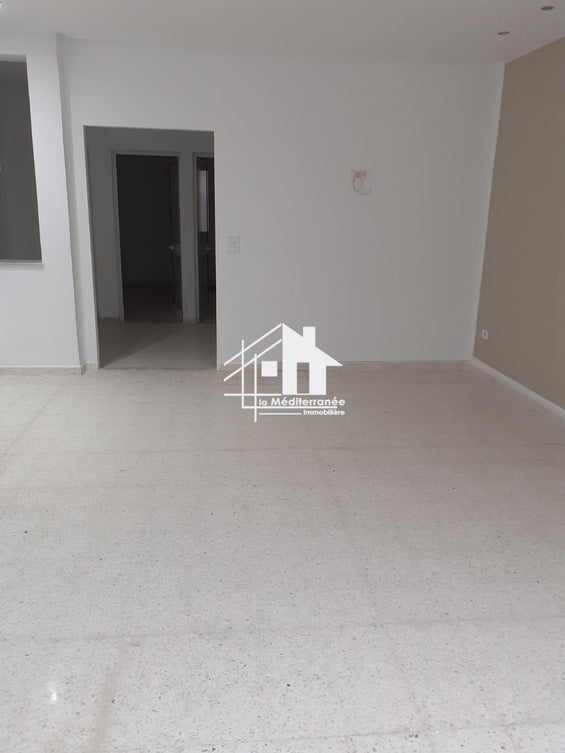 A louer appartement S+3 Indépendant au Bardo