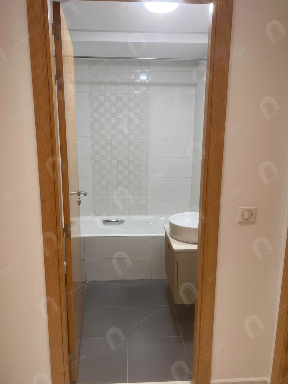 Appartement S+3 aux berges