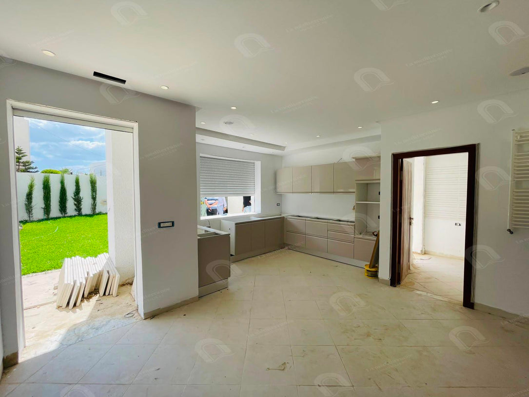 Villa a vendre à chotrana 3