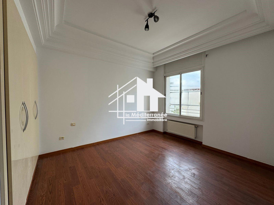 Appartement  S+2 Usage bureautique au Lac 2