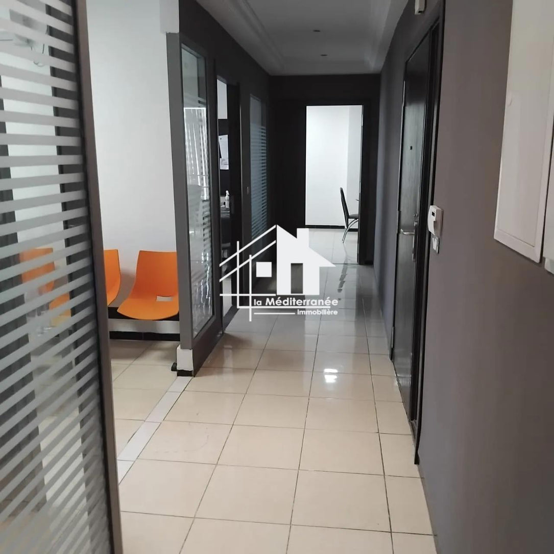 A vendre appartement à usage bureautique à Lafayette