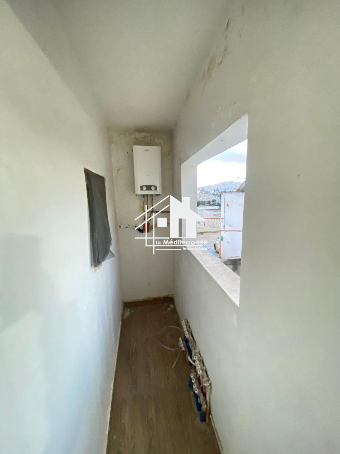 A louer Duplex S+4 hst à cité milaha prés el menzah 8