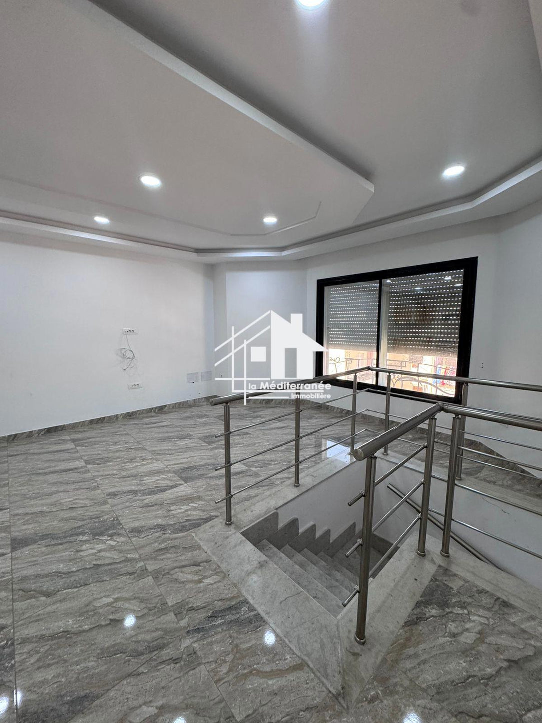 a louer étage de villa s+2 à cité ezzouhour 1