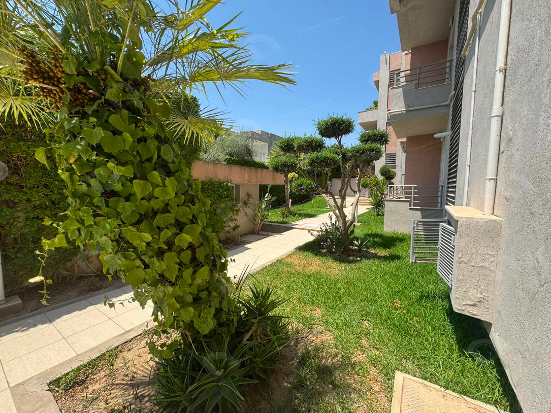 À louer Spacieux appartement S+3 à la soukra